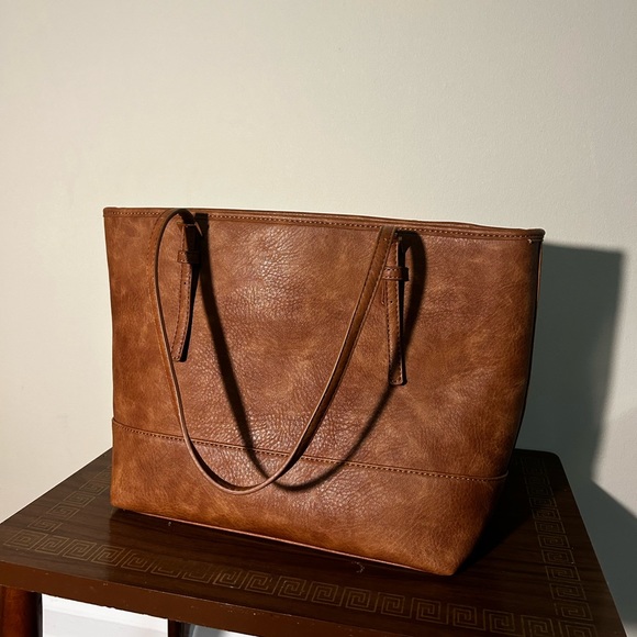 Saddle Brown Shoulder Bag - Picture 4 of 4